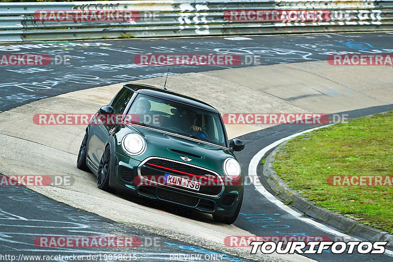 Bild #19058615 - Touristenfahrten Nürburgring Nordschleife (18.09.2022)