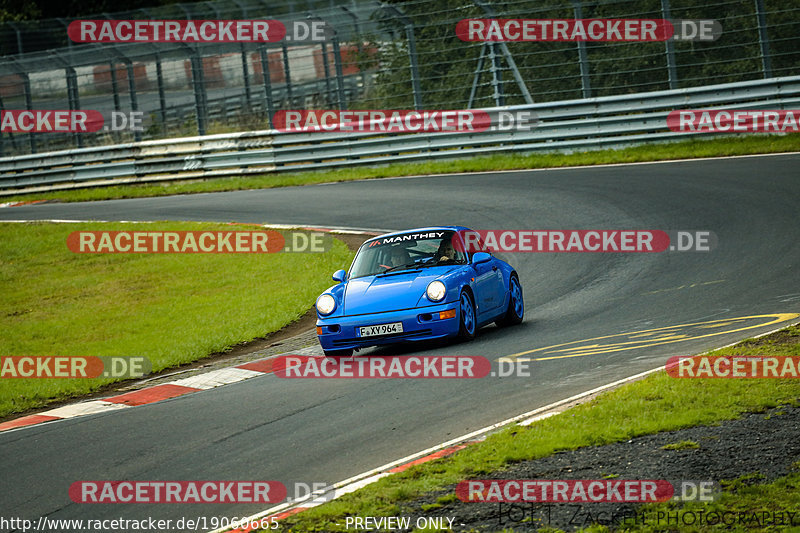 Bild #19060665 - Touristenfahrten Nürburgring Nordschleife (18.09.2022)