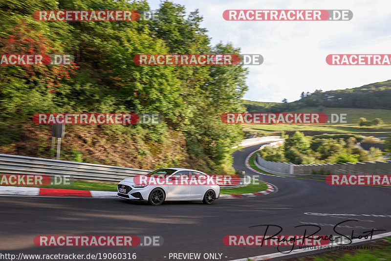 Bild #19060316 - Touristenfahrten Nürburgring Nordschleife (19.09.2022)