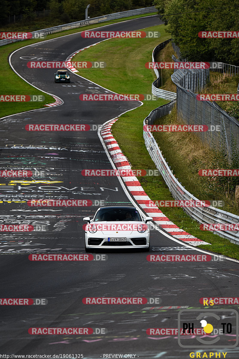 Bild #19061325 - Touristenfahrten Nürburgring Nordschleife (19.09.2022)