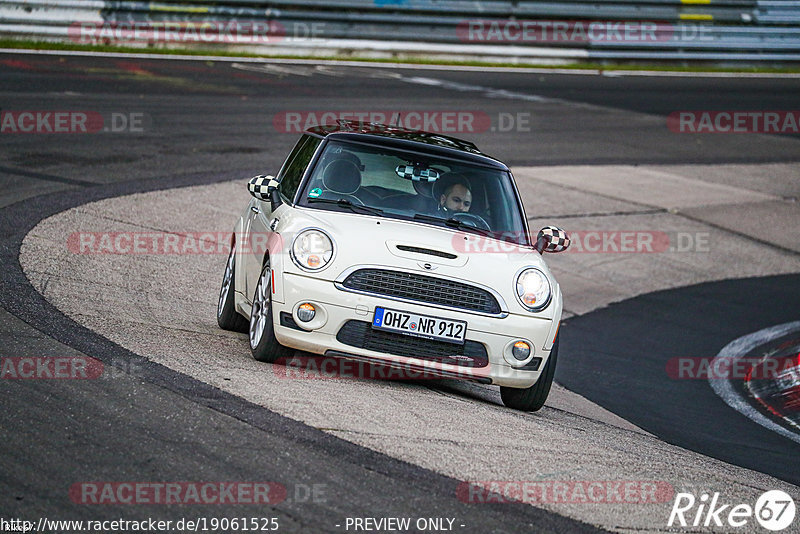 Bild #19061525 - Touristenfahrten Nürburgring Nordschleife (19.09.2022)