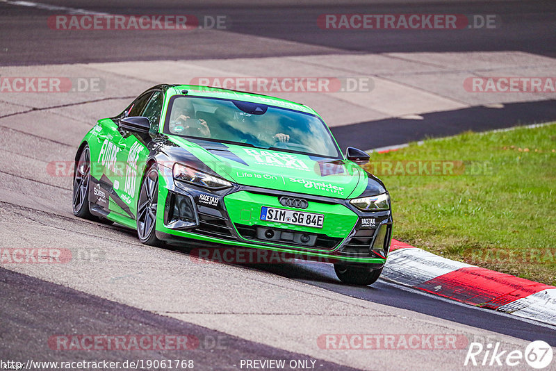 Bild #19061768 - Touristenfahrten Nürburgring Nordschleife (19.09.2022)