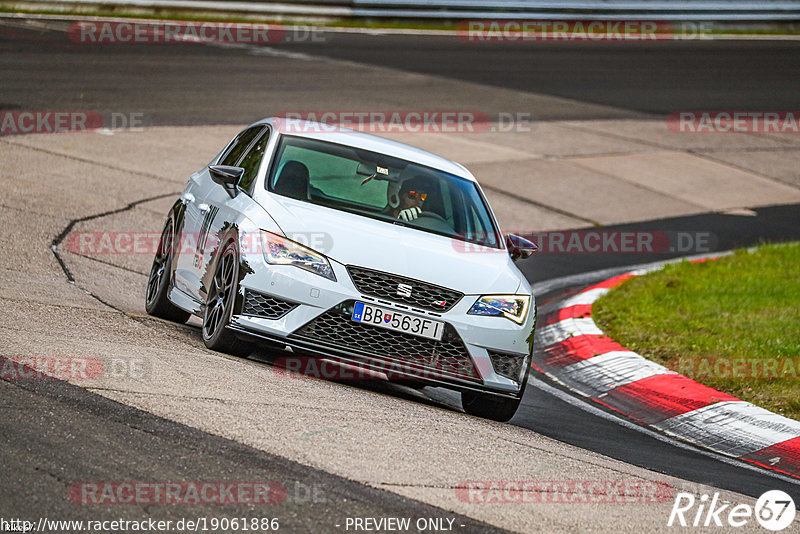 Bild #19061886 - Touristenfahrten Nürburgring Nordschleife (19.09.2022)