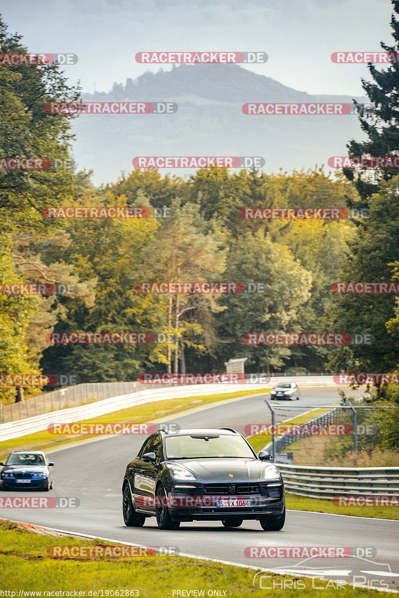 Bild #19062863 - Touristenfahrten Nürburgring Nordschleife (19.09.2022)