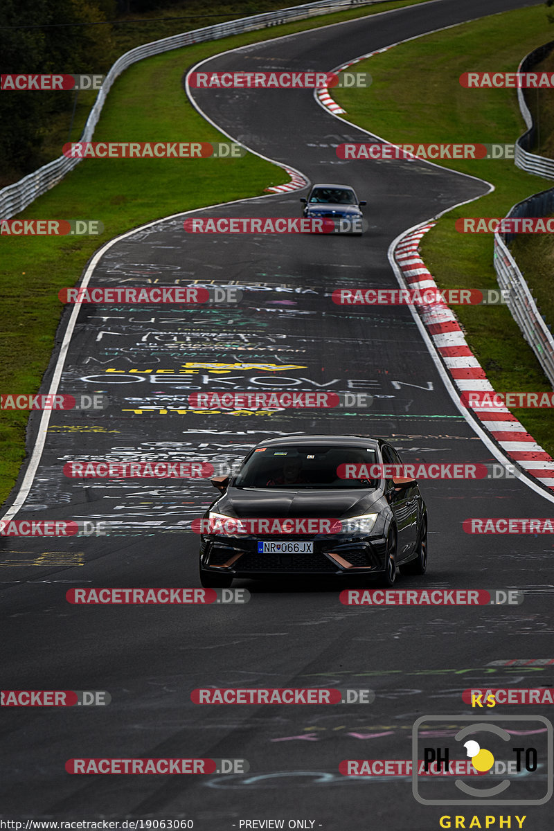 Bild #19063060 - Touristenfahrten Nürburgring Nordschleife (19.09.2022)