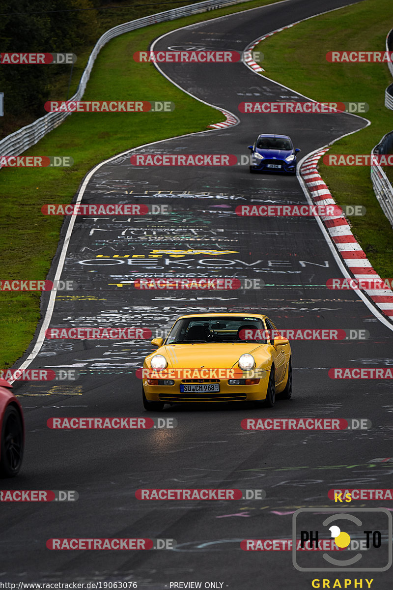 Bild #19063076 - Touristenfahrten Nürburgring Nordschleife (19.09.2022)