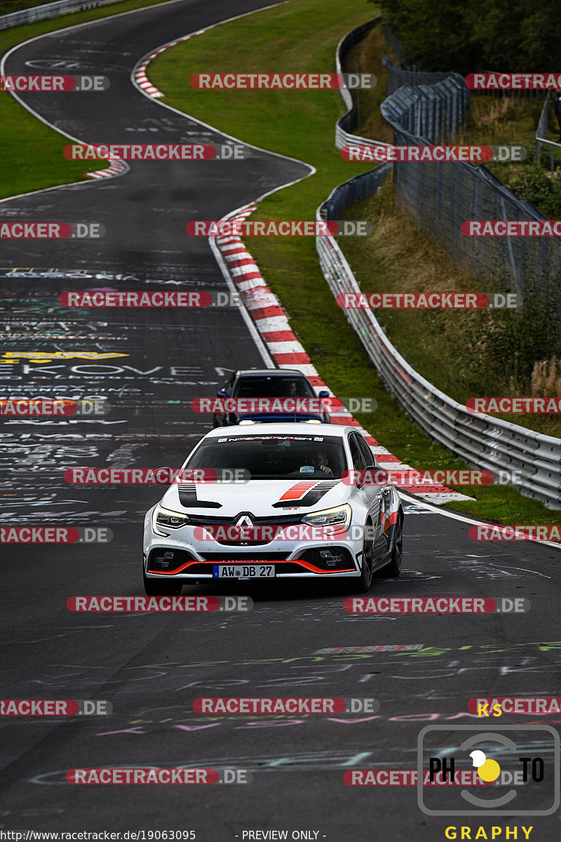 Bild #19063095 - Touristenfahrten Nürburgring Nordschleife (19.09.2022)