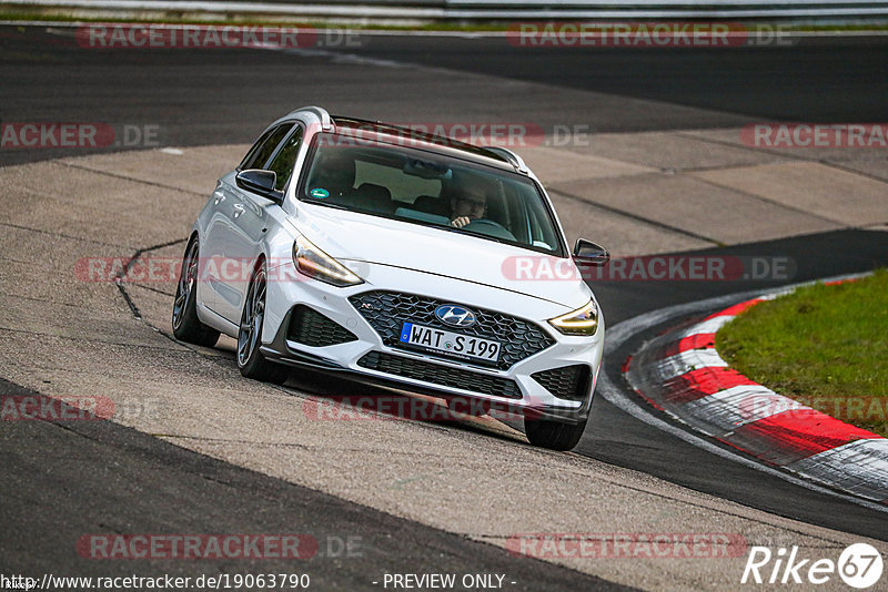 Bild #19063790 - Touristenfahrten Nürburgring Nordschleife (19.09.2022)