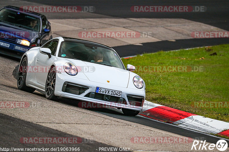 Bild #19063966 - Touristenfahrten Nürburgring Nordschleife (19.09.2022)