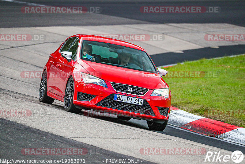 Bild #19063971 - Touristenfahrten Nürburgring Nordschleife (19.09.2022)