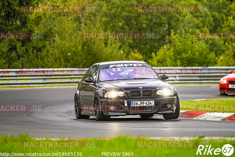 Bild #19065176 - Touristenfahrten Nürburgring Nordschleife (19.09.2022)