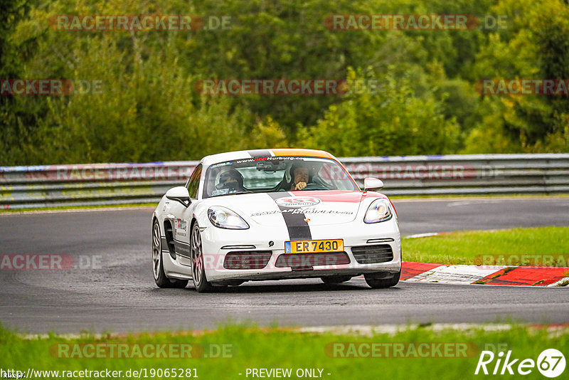 Bild #19065281 - Touristenfahrten Nürburgring Nordschleife (19.09.2022)