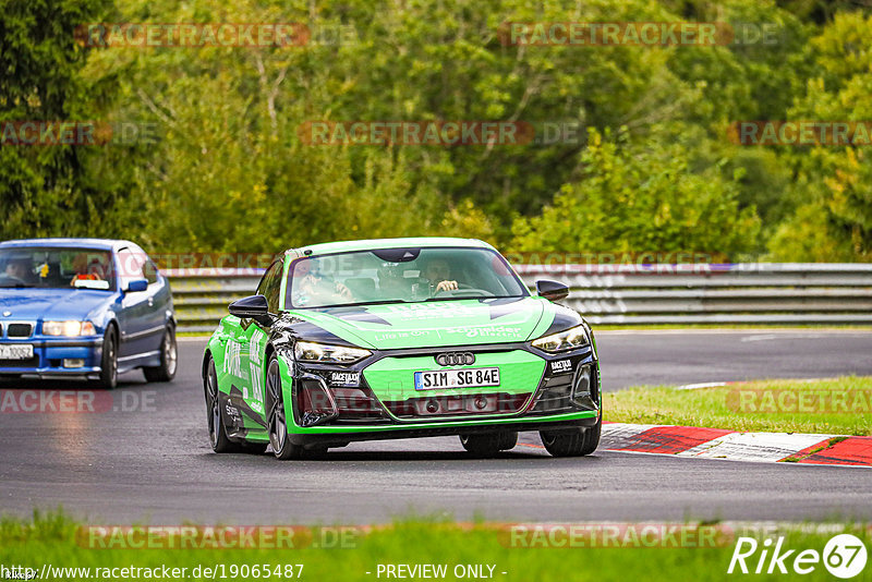 Bild #19065487 - Touristenfahrten Nürburgring Nordschleife (19.09.2022)