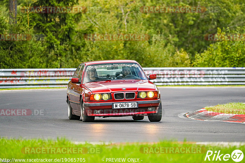 Bild #19065705 - Touristenfahrten Nürburgring Nordschleife (19.09.2022)