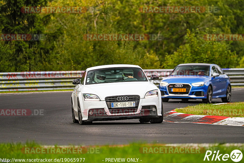 Bild #19065977 - Touristenfahrten Nürburgring Nordschleife (19.09.2022)