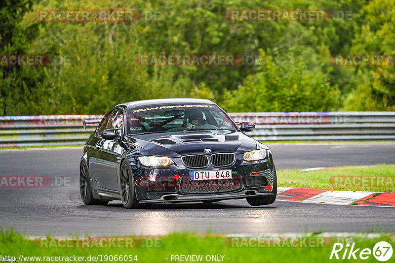 Bild #19066054 - Touristenfahrten Nürburgring Nordschleife (19.09.2022)