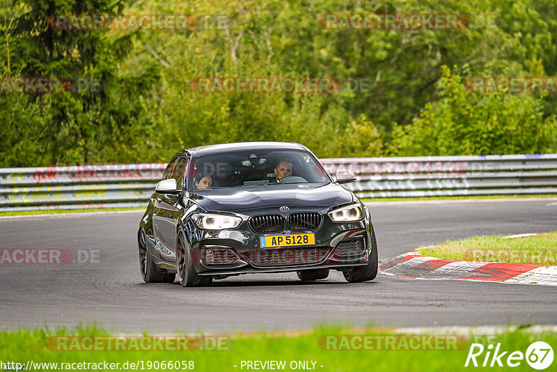 Bild #19066058 - Touristenfahrten Nürburgring Nordschleife (19.09.2022)