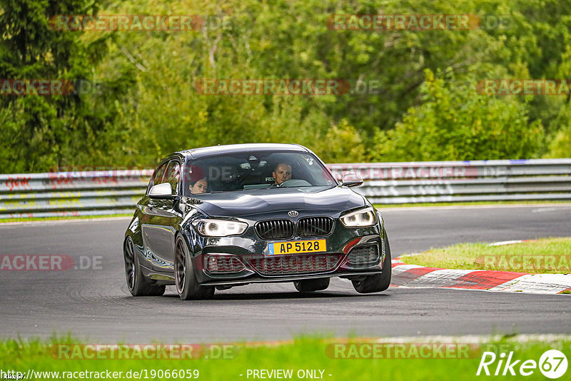 Bild #19066059 - Touristenfahrten Nürburgring Nordschleife (19.09.2022)