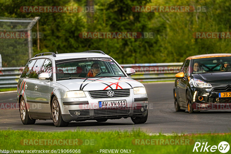 Bild #19066068 - Touristenfahrten Nürburgring Nordschleife (19.09.2022)