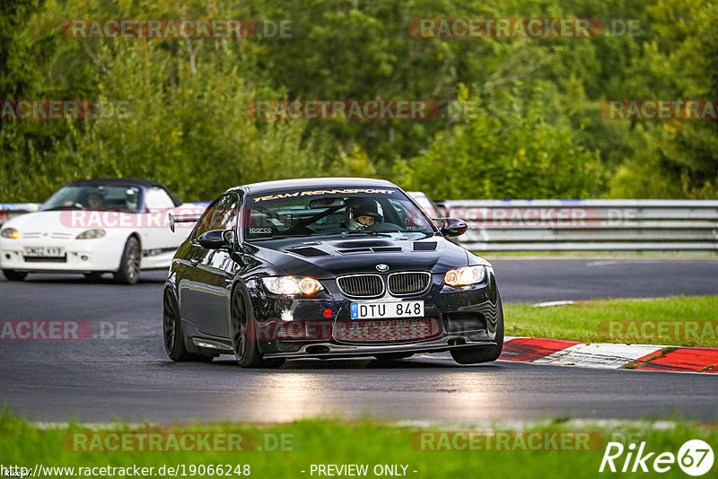 Bild #19066248 - Touristenfahrten Nürburgring Nordschleife (19.09.2022)