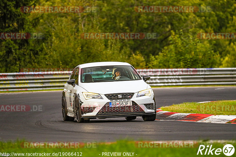 Bild #19066412 - Touristenfahrten Nürburgring Nordschleife (19.09.2022)