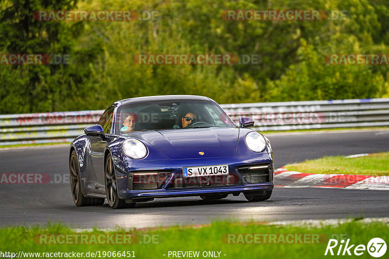 Bild #19066451 - Touristenfahrten Nürburgring Nordschleife (19.09.2022)