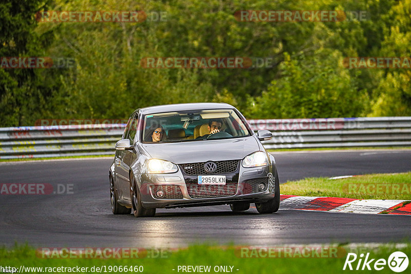 Bild #19066460 - Touristenfahrten Nürburgring Nordschleife (19.09.2022)