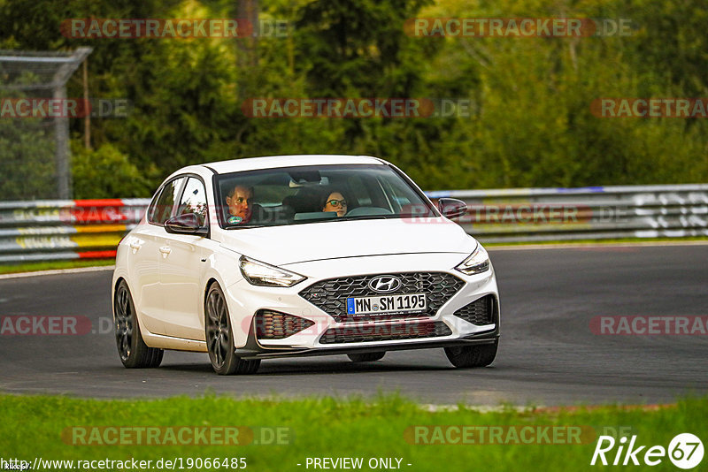 Bild #19066485 - Touristenfahrten Nürburgring Nordschleife (19.09.2022)