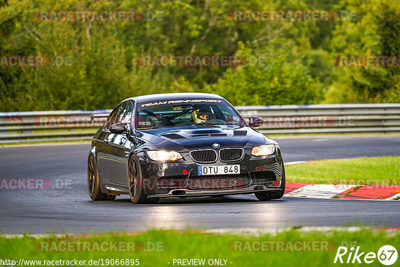 Bild #19066895 - Touristenfahrten Nürburgring Nordschleife (19.09.2022)