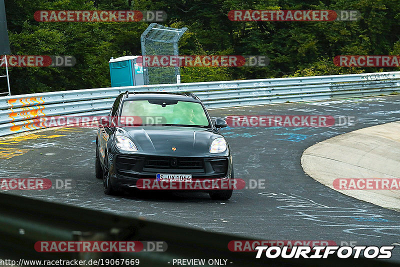 Bild #19067669 - Touristenfahrten Nürburgring Nordschleife (19.09.2022)