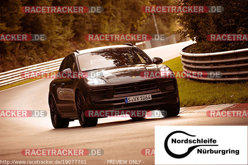 Bild #19077701 - Touristenfahrten Nürburgring Nordschleife (19.09.2022)