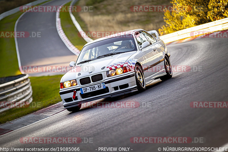 Bild #19085066 - Touristenfahrten Nürburgring Nordschleife (21.09.2022)