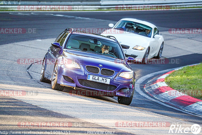 Bild #19085251 - Touristenfahrten Nürburgring Nordschleife (21.09.2022)