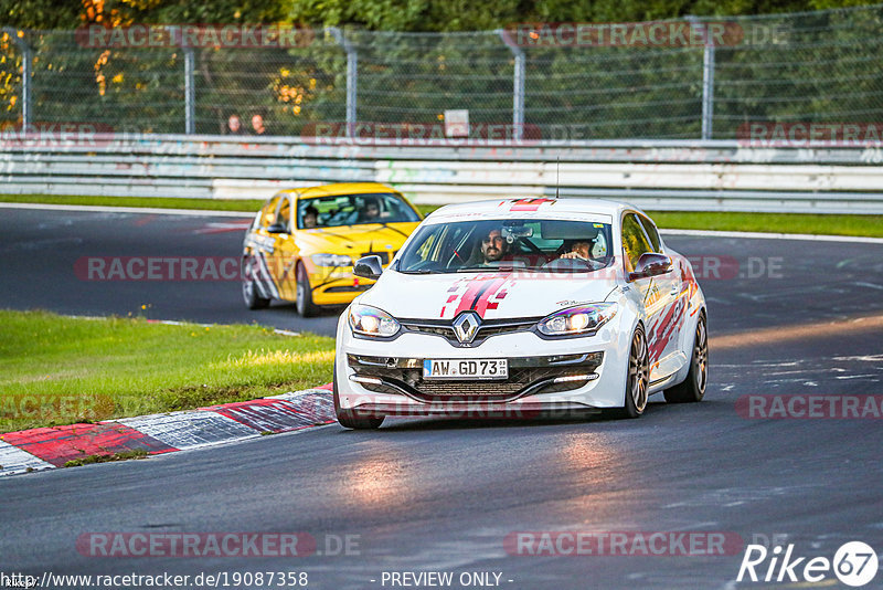 Bild #19087358 - Touristenfahrten Nürburgring Nordschleife (21.09.2022)