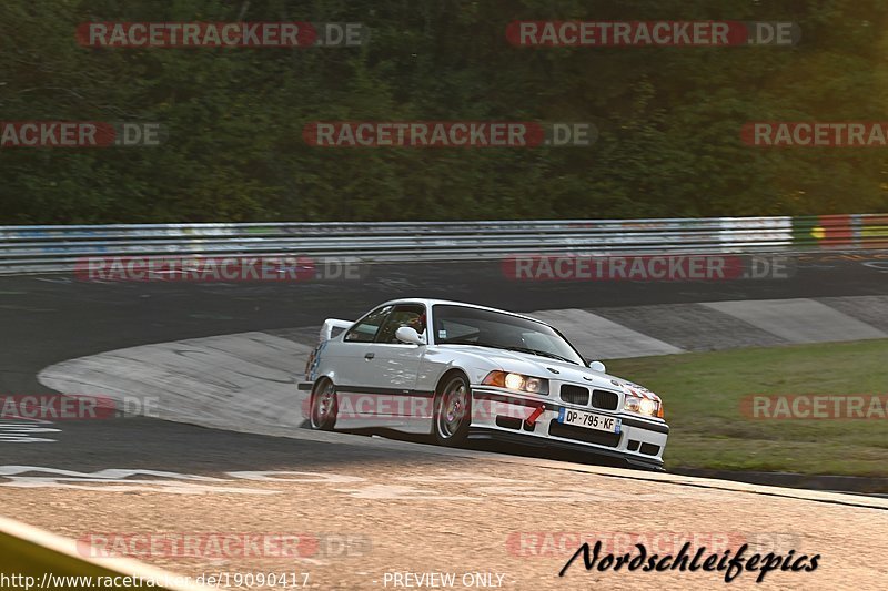 Bild #19090417 - Touristenfahrten Nürburgring Nordschleife (21.09.2022)