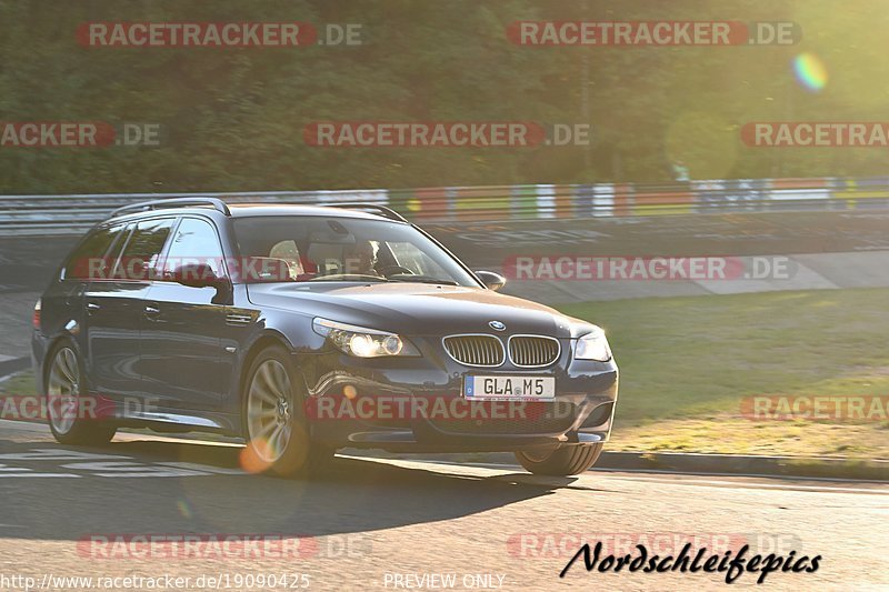 Bild #19090425 - Touristenfahrten Nürburgring Nordschleife (21.09.2022)