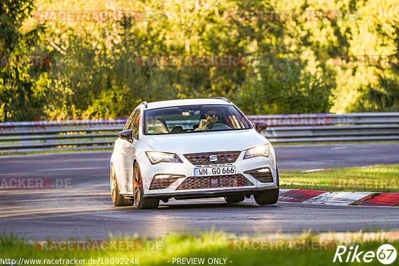 Bild #19092248 - Touristenfahrten Nürburgring Nordschleife (21.09.2022)