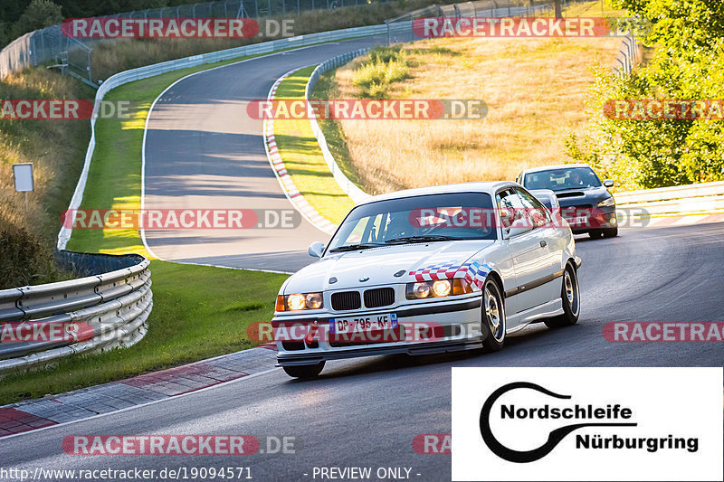 Bild #19094571 - Touristenfahrten Nürburgring Nordschleife (21.09.2022)