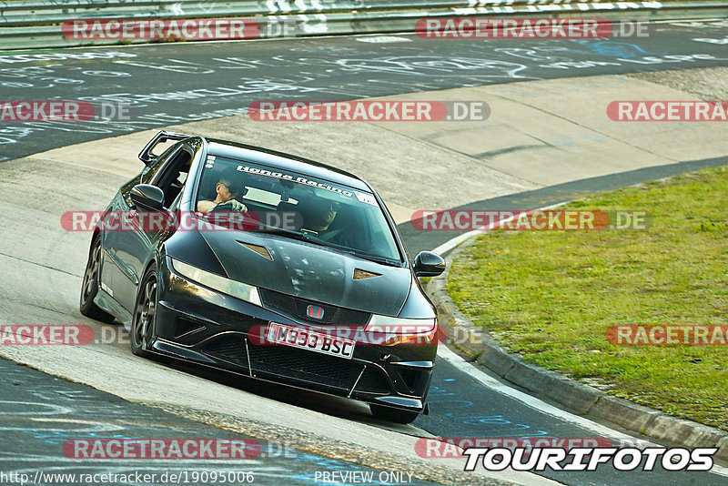 Bild #19095006 - Touristenfahrten Nürburgring Nordschleife (21.09.2022)