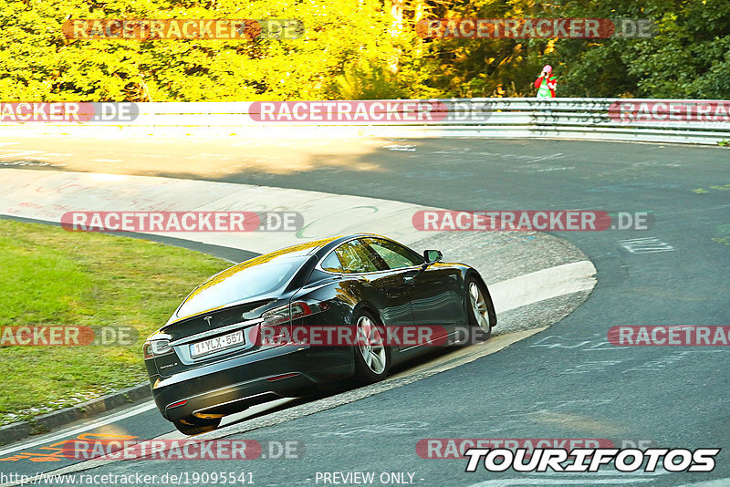 Bild #19095541 - Touristenfahrten Nürburgring Nordschleife (21.09.2022)