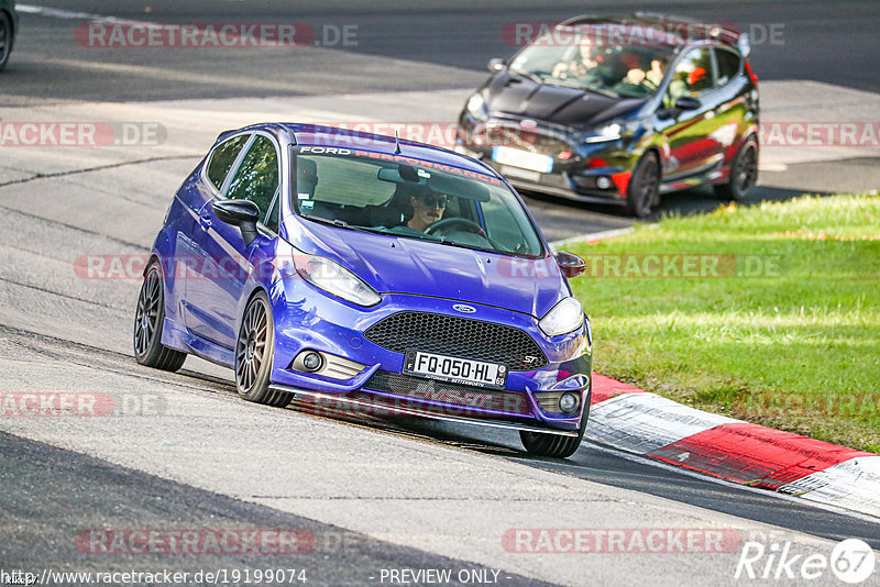 Bild #19199074 - Touristenfahrten Nürburgring Nordschleife (25.09.2022)