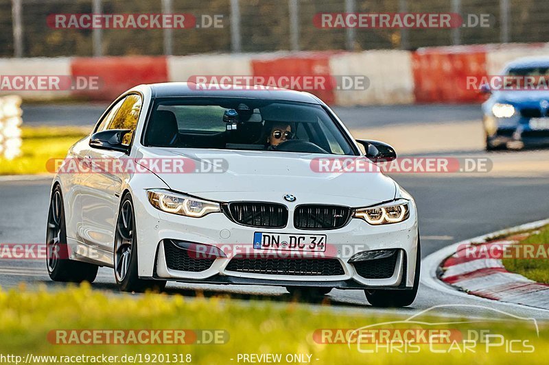 Bild #19201318 - Touristenfahrten Nürburgring Nordschleife (25.09.2022)