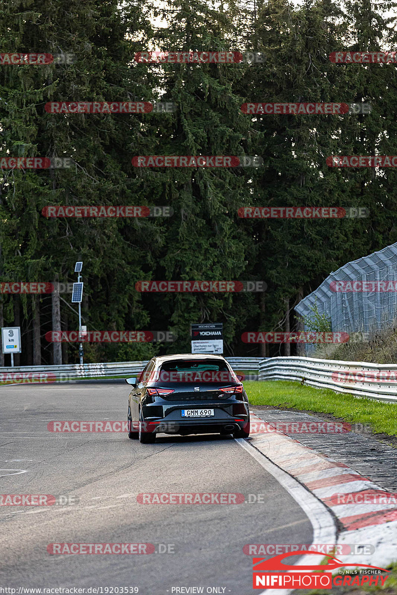 Bild #19203539 - Touristenfahrten Nürburgring Nordschleife (25.09.2022)