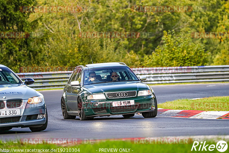 Bild #19210304 - Touristenfahrten Nürburgring Nordschleife (25.09.2022)