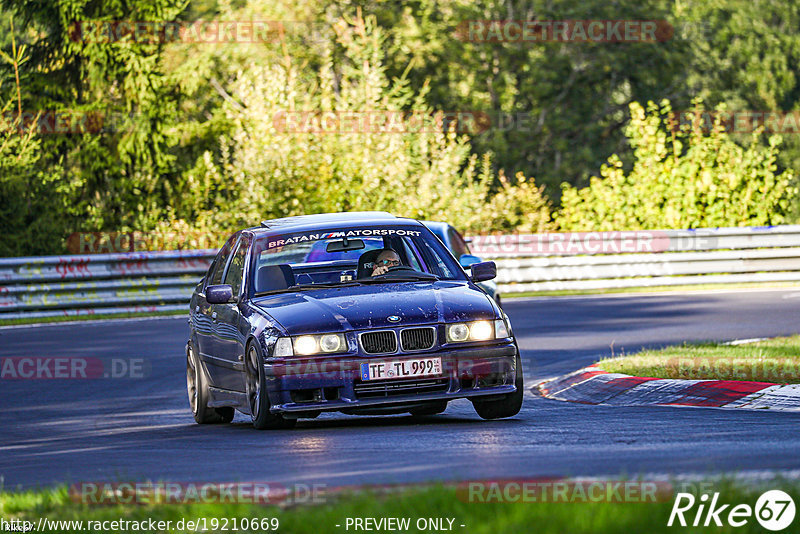 Bild #19210669 - Touristenfahrten Nürburgring Nordschleife (25.09.2022)