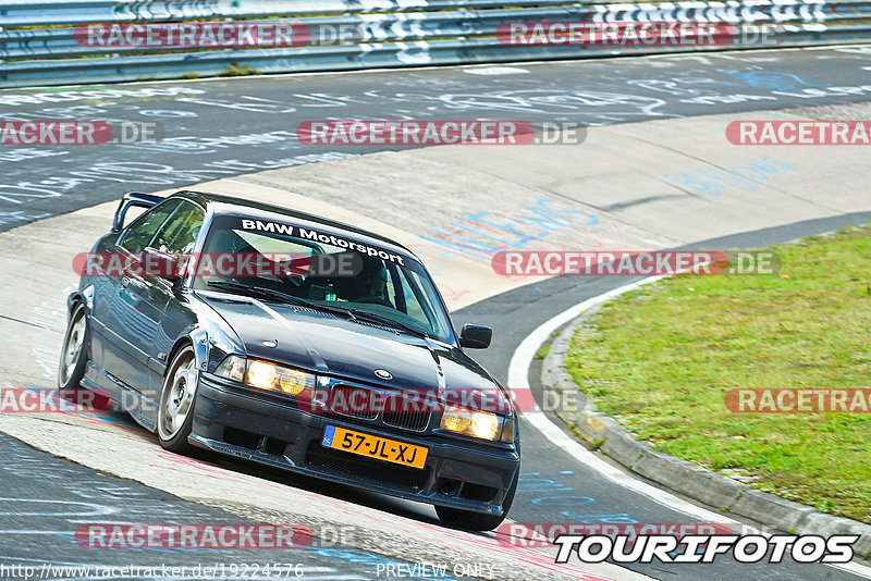 Bild #19224576 - Touristenfahrten Nürburgring Nordschleife (25.09.2022)