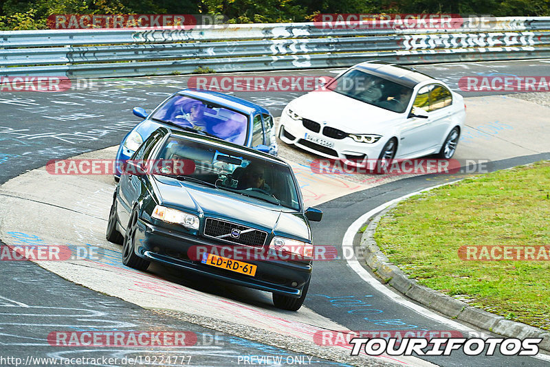 Bild #19224777 - Touristenfahrten Nürburgring Nordschleife (25.09.2022)