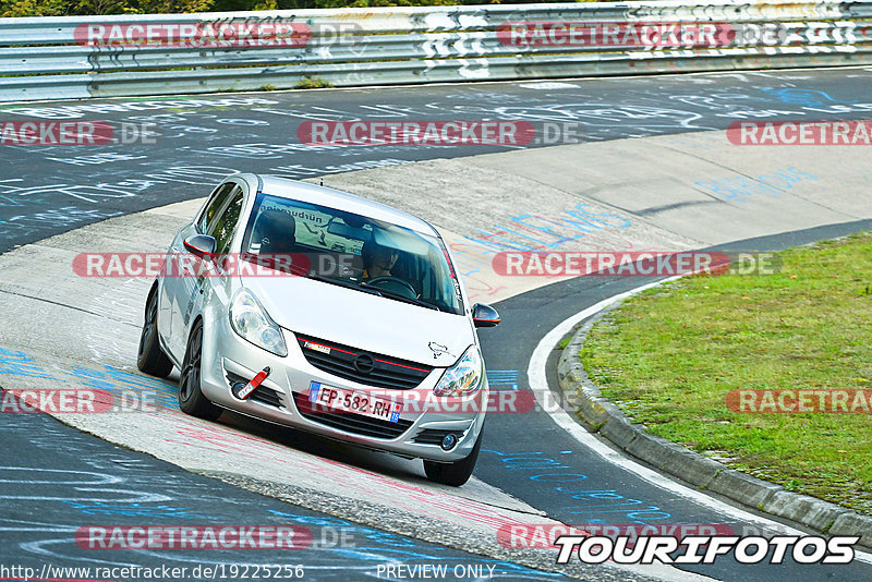 Bild #19225256 - Touristenfahrten Nürburgring Nordschleife (25.09.2022)