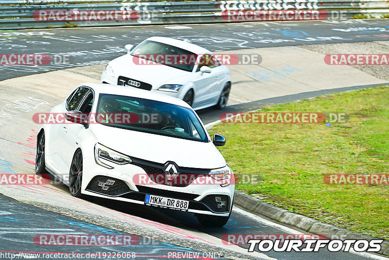 Bild #19226068 - Touristenfahrten Nürburgring Nordschleife (25.09.2022)