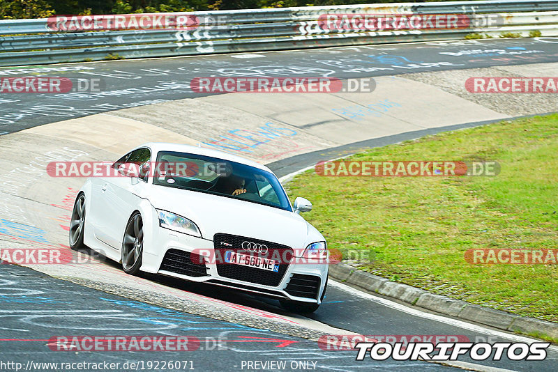 Bild #19226071 - Touristenfahrten Nürburgring Nordschleife (25.09.2022)